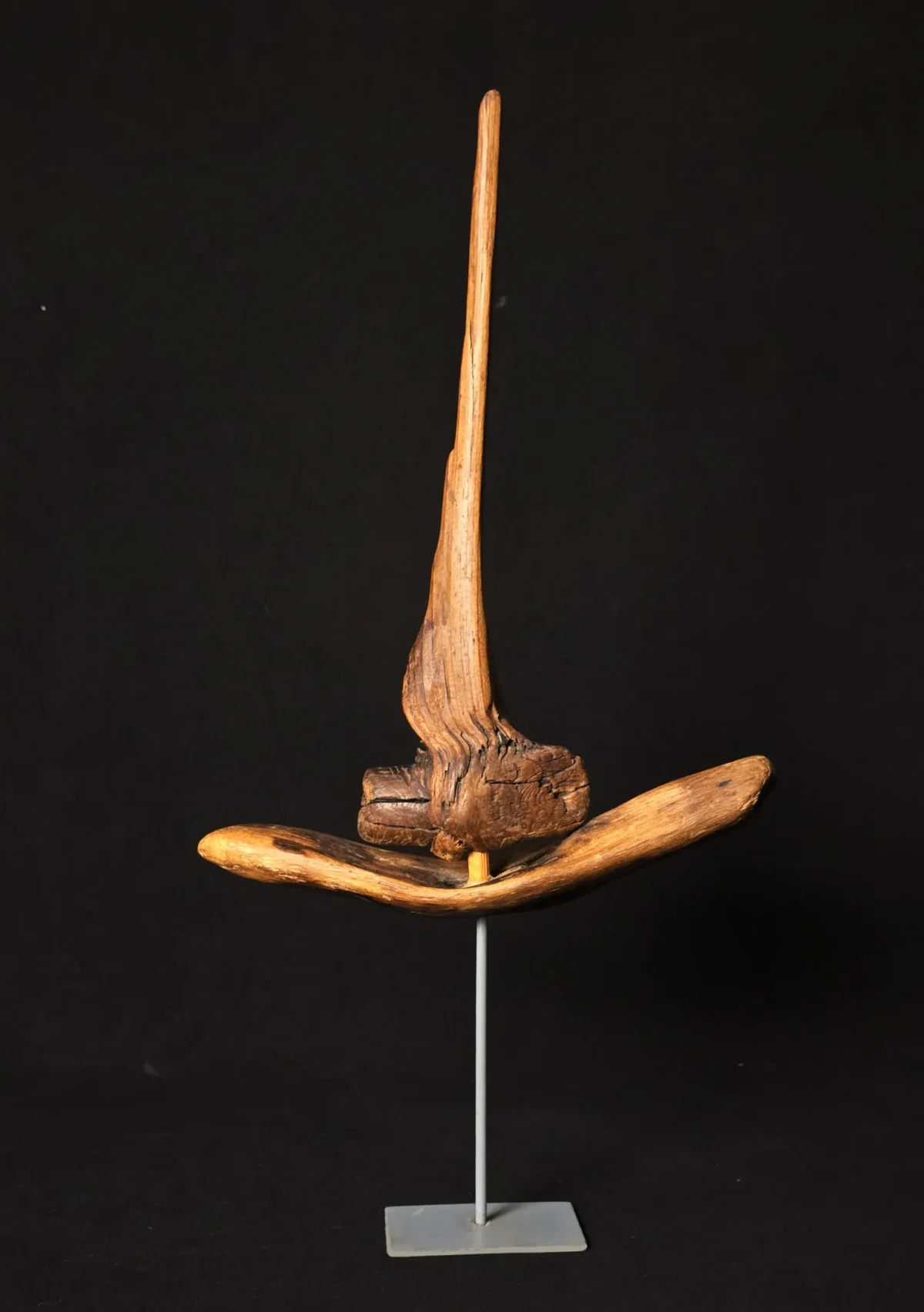 Ghost Sailor from the Age of Wind — olive wood sculpture, photo 3