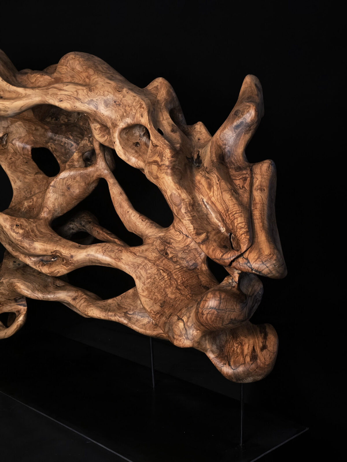 Genèse – sculpture en bois d’olivier, photo 3