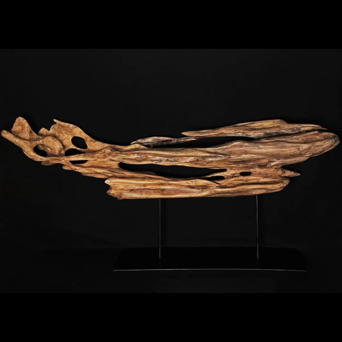 Ryūgin no Kage – L’Ombre du Dragon-Poisson Ryūgin no Kage – L’Ombre du Dragon-Poisson – sculpture en bois d’olivier