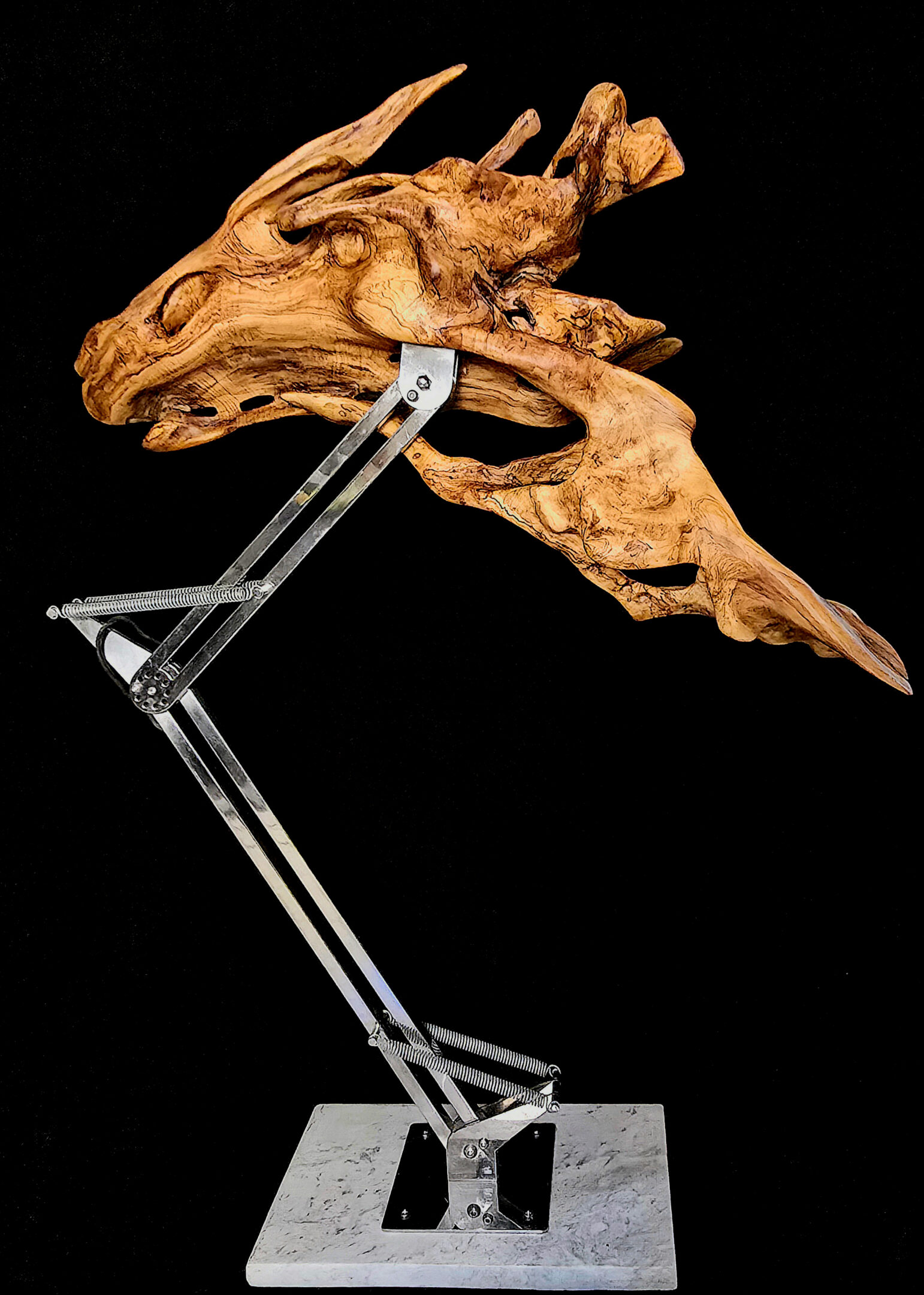 L’Éveil – sculpture en bois d’olivier